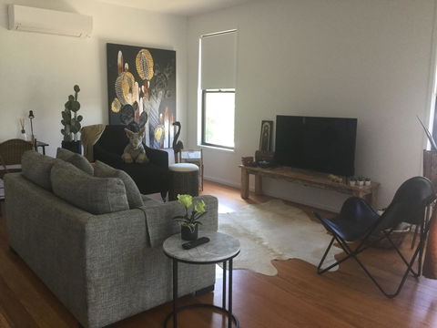 Sam's Buderim Mountain Guest House - Events Australia 6