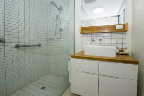 1 Bright Point Apartment 4201 - Events Australia 8