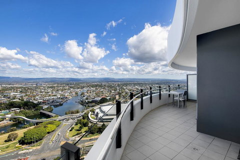 Wave Apartments Broadbeach - Accommodation Europe 2