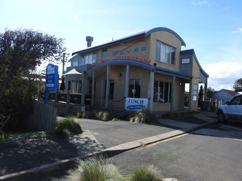 Waves Luxury Suites - Events Australia 2