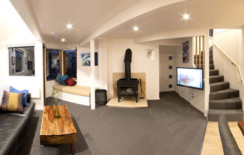 Wedgetail - Tourism Bookings 3