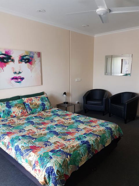 Wentworth Central Motor Inn - Tourism Bookings 3