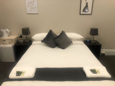 Wentworth Hotel - Tourism Bookings 1