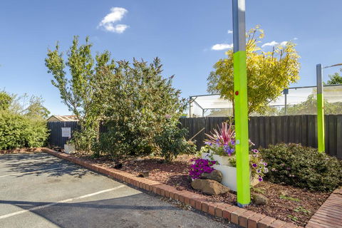Werribee Motel And Apartments - Tourism Bookings 2