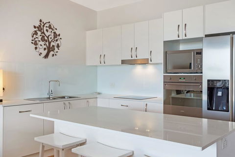 Wharf Apartment Unit 15 - Events Australia 1