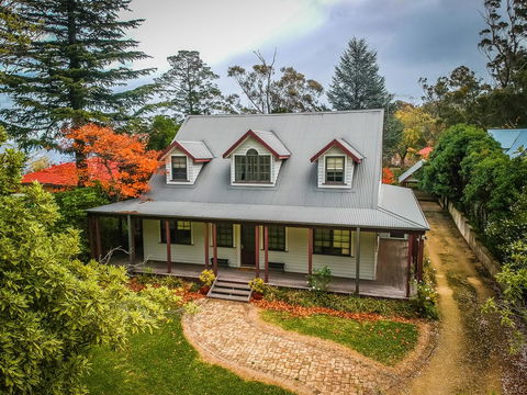 Whispering Pines Cottages - Tourism Bookings 0