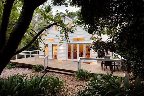 White Cottage - Tourism Bookings 3