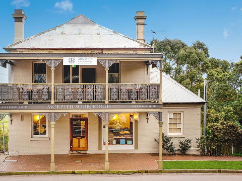 William Arnott Hotel - Tourism Bookings 0