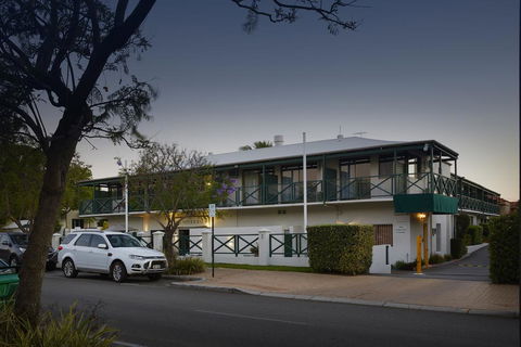 Windsor Lodge - Events Australia 0