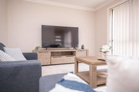 Wonderful Windred Modern, Comfy, Quiet - Events Australia 3