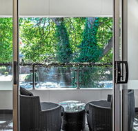 Woody lifestyle one bedroom apartment - Events Australia