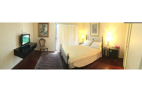 Yarrabi Pond - Tourism Bookings 1