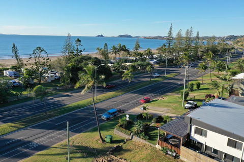Yeppoon Beachhouse - Events Australia 0