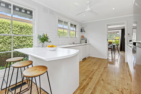 YIN-YANG - MOUNT ELIZA - Accommodation Europe 2