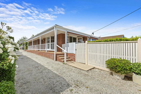 YIN-YANG - MOUNT ELIZA - Accommodation Europe 3