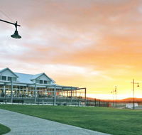York Cove Holiday Hotel - Events Australia