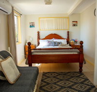 Zen Escape Guest House - Events Australia