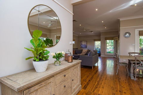 Hillsborough - Luxury, Boutique Accommodation - Tourism Bookings 1