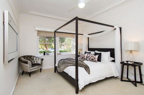 Hillsborough - Luxury, Boutique Accommodation - Tourism Bookings 0