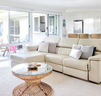 Relax at Bokarina Beach House Walk to Beach Relax by the pool - Events Australia