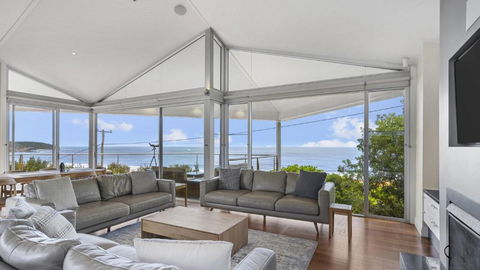 A Beachside Getaway - 8 - Tourism Bookings 3