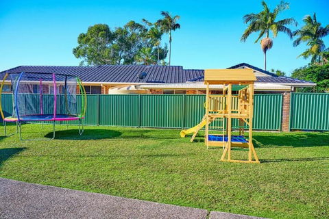 A Kids Dream & Paradise For Parents - Events Australia 3