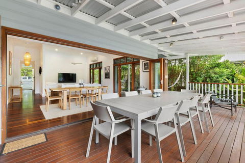 A Perfect Stay - Margaret - Events Australia 2
