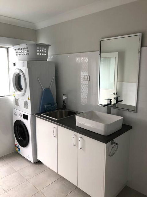 A Prince On Clinton - Events Australia 1