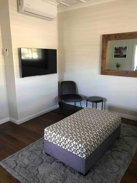 A Prince On Clinton - Events Australia 2