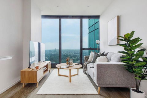 A Sky-high Metropolis Retreat Near The CBD - Events Australia 4