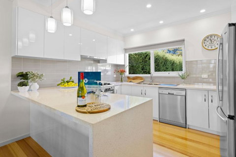 A Stones Throw - Events Australia 3