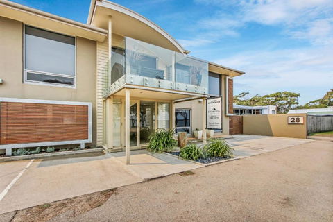 A Window On The Bay - Events Australia 1