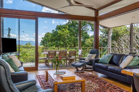 Above The Pass - Events Australia 2