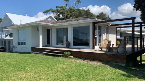 Absolute Beach Front - Events Australia 0