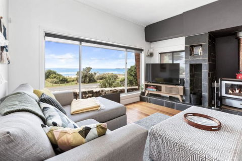 Absolute Beachfront Views Apollo Bay - Events Australia 0