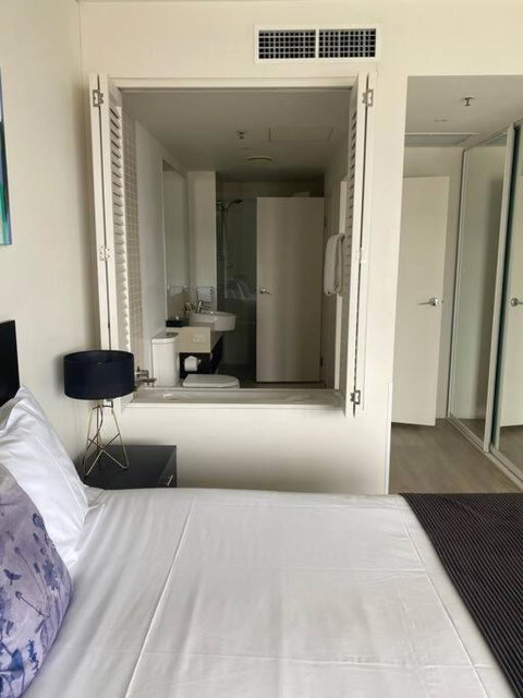 Absolute Waterfront Apartment - Events Australia 3