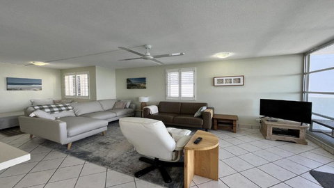 Absolute Waterfront With Rooftop! - Events Australia 2