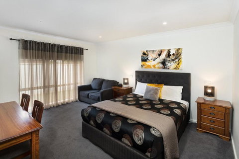 Addison Motor Inn - Events Australia 1