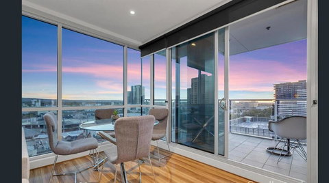 Adelaide Central Skyline Panoramic Suite - Events Australia 2