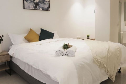 Absolute Collins Apartments - Events Australia 1