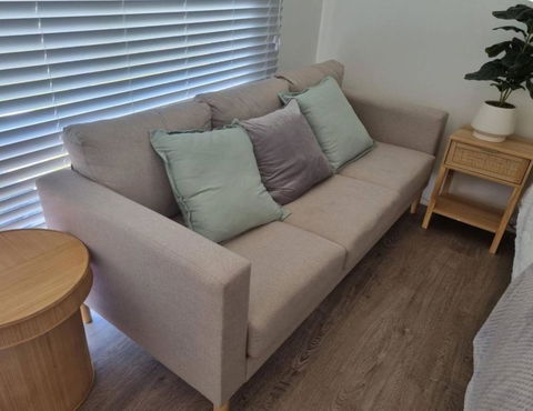 A Comfortable And Quiet 2bedroom House And A 1bedroom Bungalow - Events Australia 4