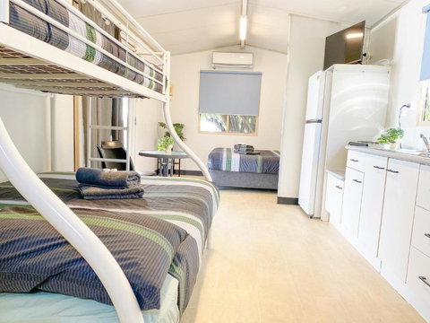 AAOK Moondarra Accommodation Village - Events Australia 0