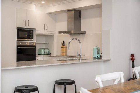 A Perfect Stay - Ocean Walk - Events Australia 3