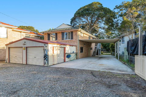 Absolute Waterfront - Events Australia 1