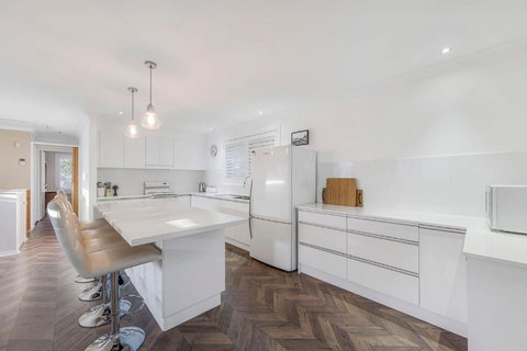 Absolute Waterfront - Events Australia 4