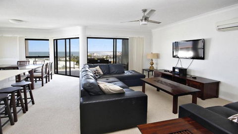 Amalfi Unit 11 Above All Else 50 King Street - Events Australia 4