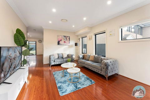 Aircabin - Carlingford - Sydney - 4 Beds House - Events Australia 0