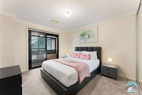 Aircabin - Carlingford - Sydney - 4 Beds House - Events Australia 4