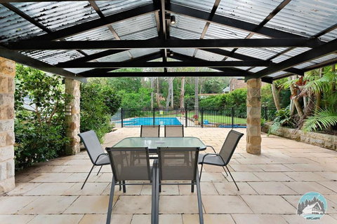 Aircabin - Warrawee - Sydney - 5 Beds House - Events Australia 0