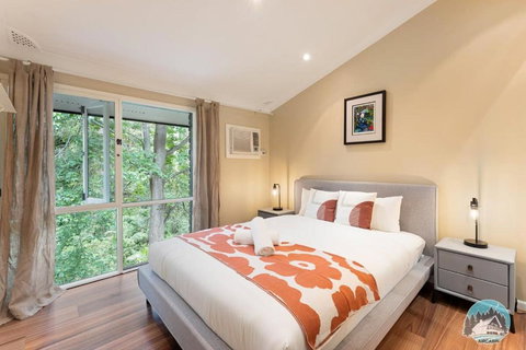 Aircabin - Warrawee - Sydney - 5 Beds House - Events Australia 1